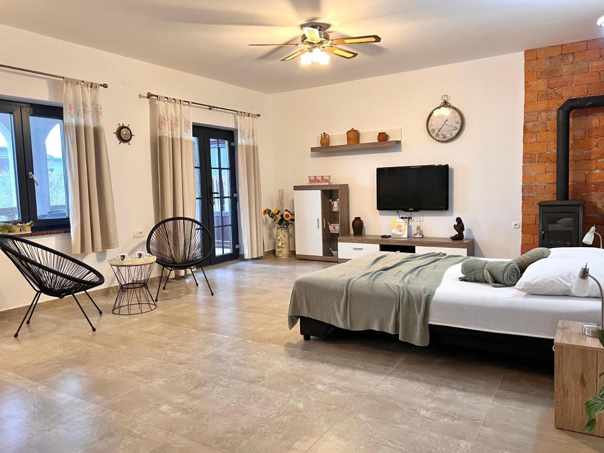 Apartments Maro Zengg Kültér fotó